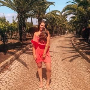 Meet your Posher, Camille